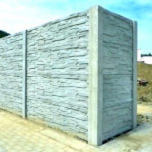Concrete wall of one side